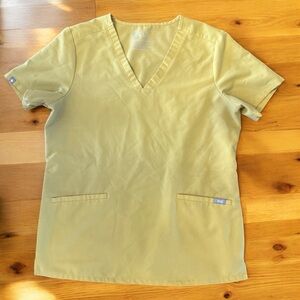 FIGS | Light Gold Casma Top